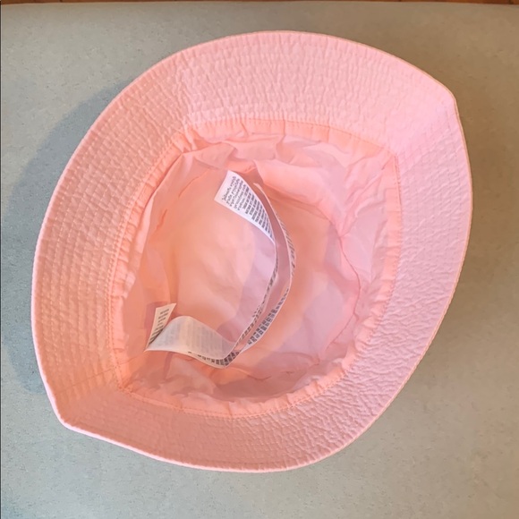 Disney Pink Quilted Bucket Hat with Embroidered Minnie Mouse. Youth size. - Picture 6 of 10